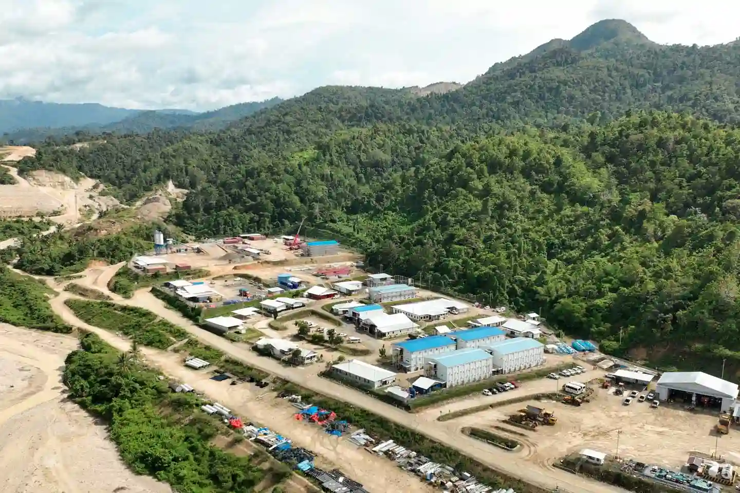 Area tambang PT Merdeka Gold Resources Tbk (EMAS). Foto: Dok Perusahaan.