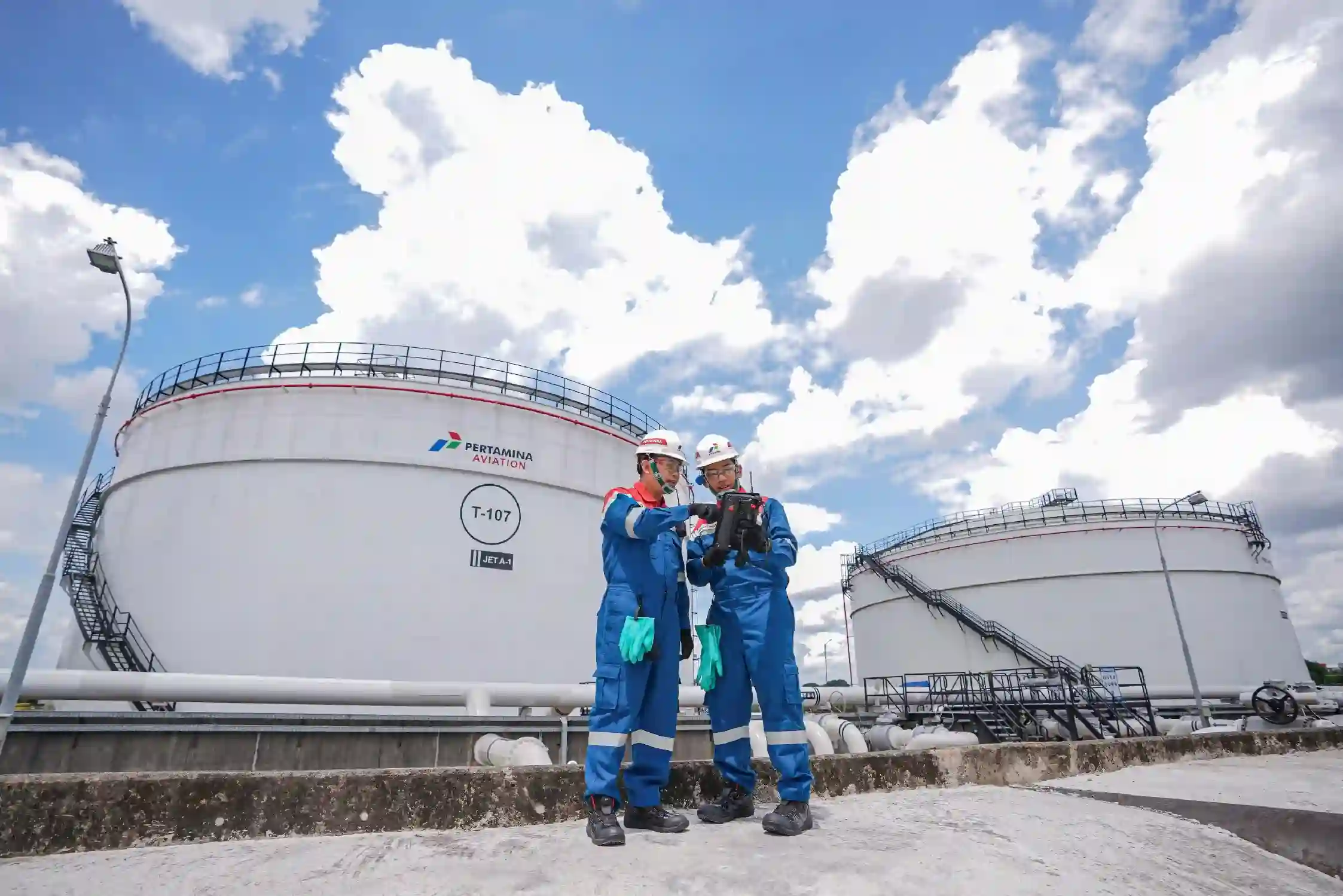 Pertamina Patra Niaga jamin energi avtur untuk penerbangan aman jelang MotoGP Mandalika 2025. Foto: dok. Pertamina
