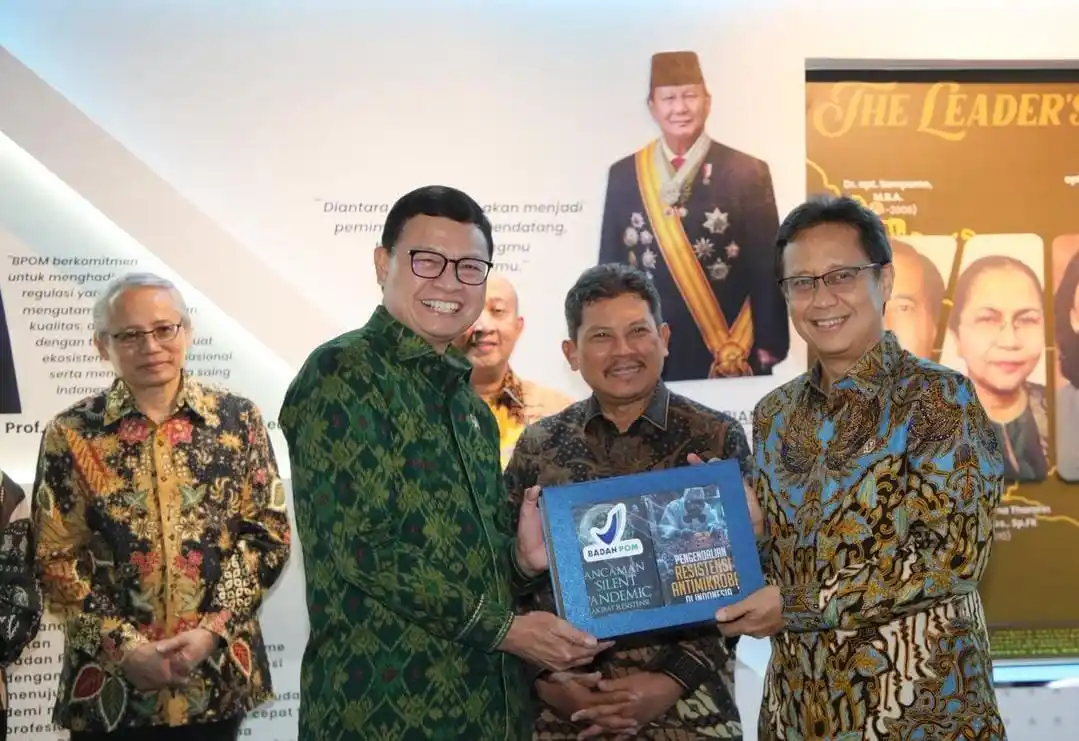 Kolaborasi lintas sektor harus berjalan dalam satu harmoni — antara dunia akademik yang melahirkan inovasi, sektor bisnis yang menggerakkan produksi dan investasi