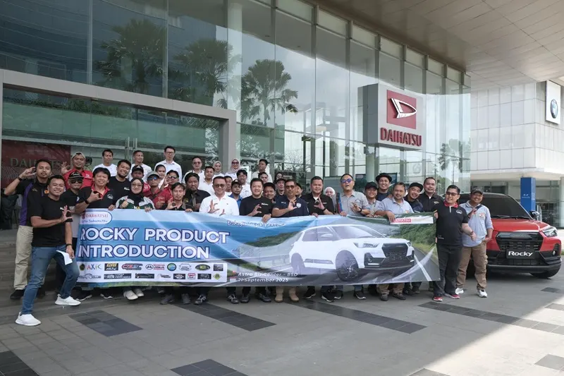 Daihatsu mengajak komunitas mobil jajal ketangguhan Daihatsuu Ro