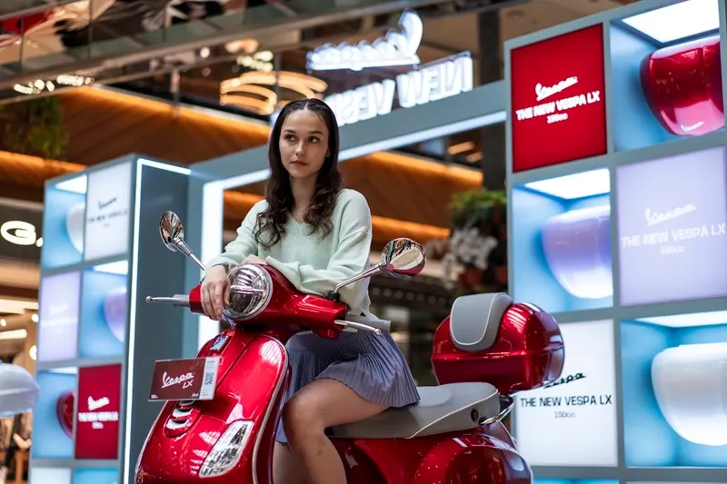 Vespa Officina 8 di Mal PIM. Foto: dok Piaggio Indonesia.