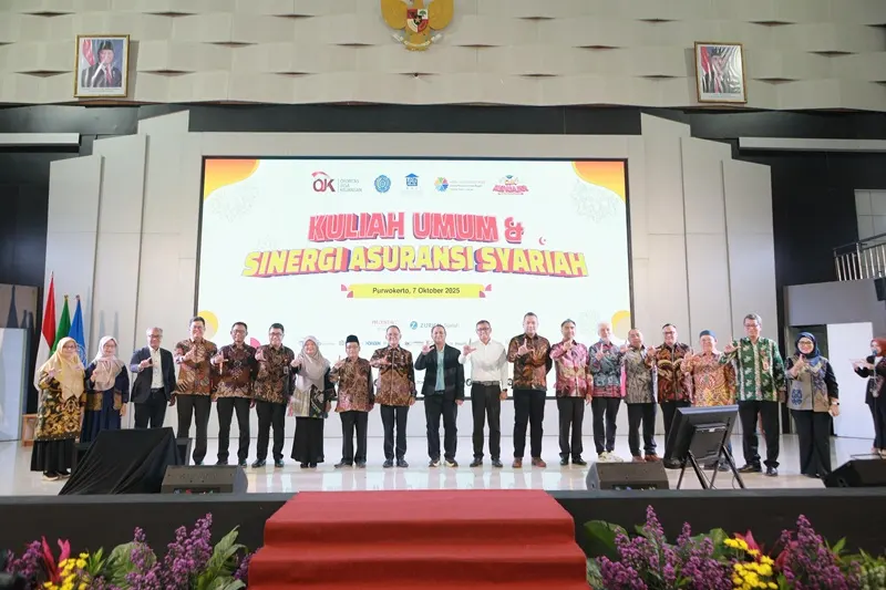 Kuliah Umum Literasi Keuangan Syariah. Foto: dok OJK. 