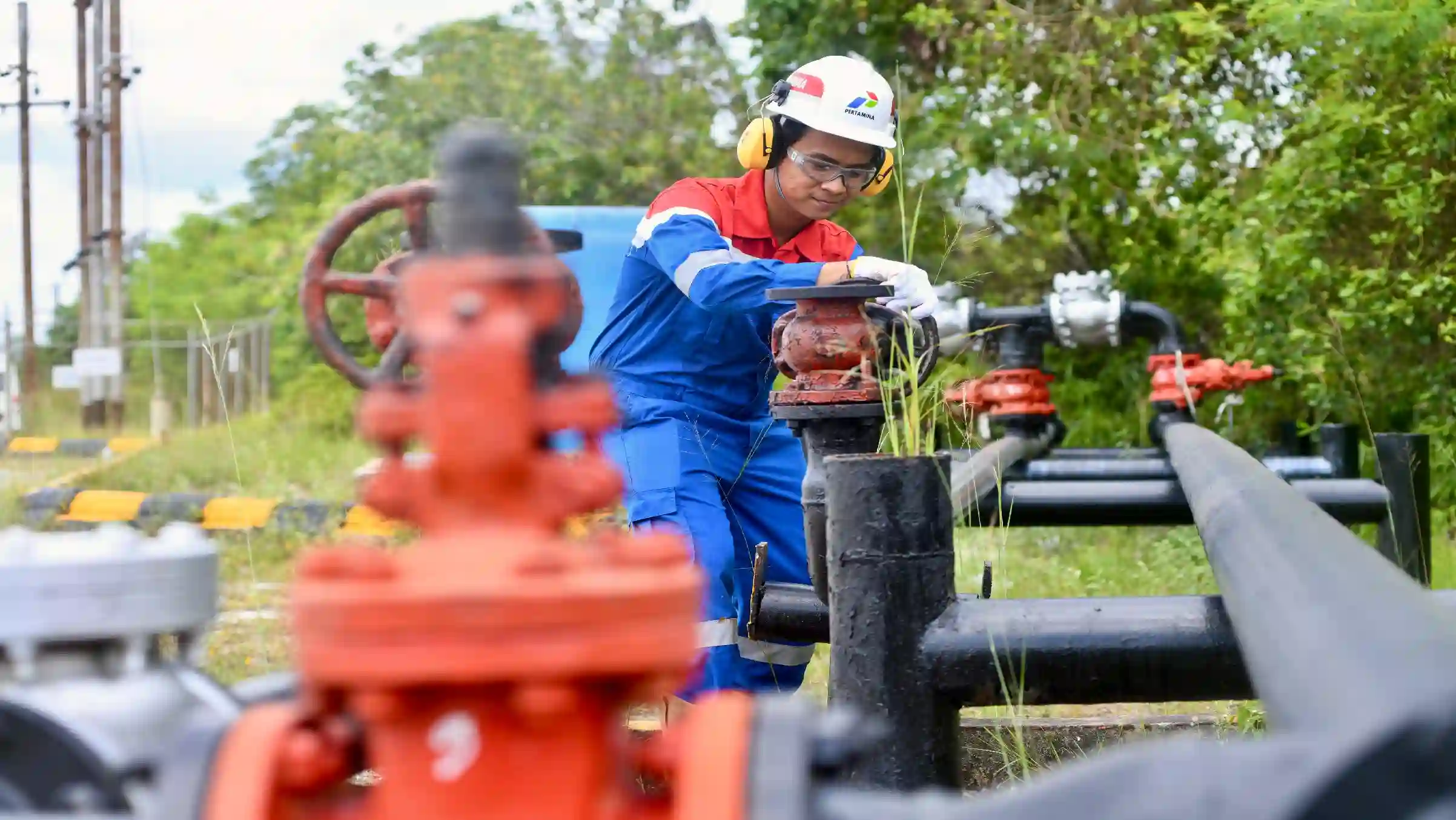 Pertamina Hulu Rokan gunakan AI lewat DICE untuk pantau ribuan sumur migas secara real time dan menahan penurunan produksi hingga nol persen.
