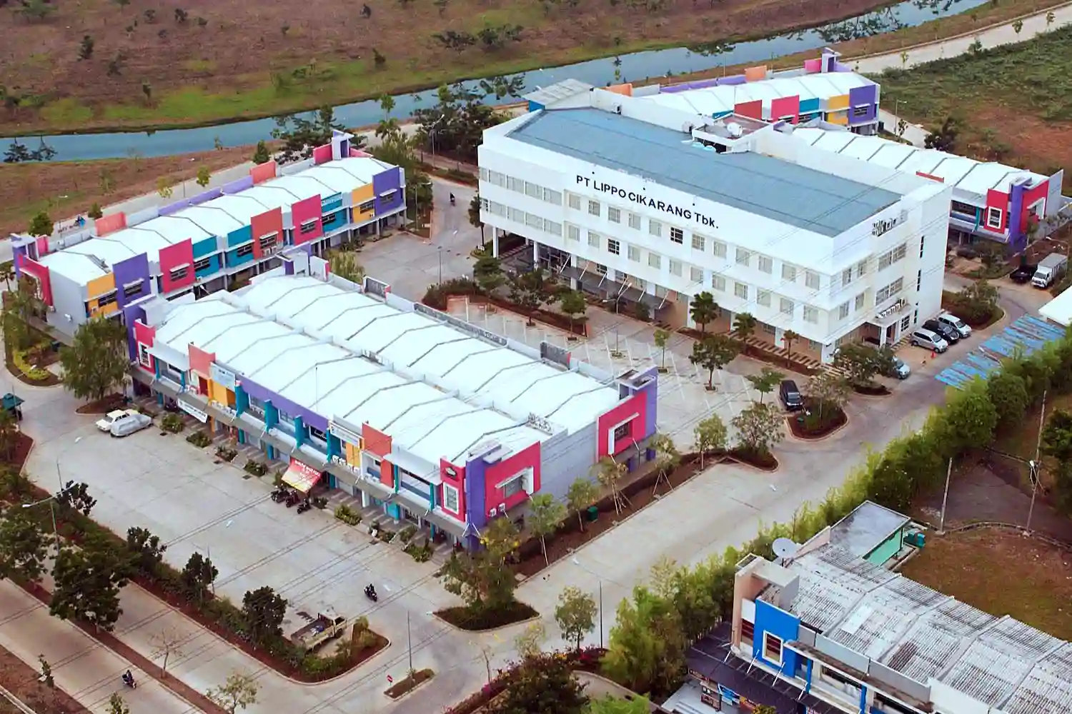 PT Lippo Karawaci Tbk (LPKR) melalui dua anak usahanya menandatangani perjanjian penjualan saham bersyarat (Conditional Shares Sale and Purchase Agreement atau CSPA). (Foto: Dok. LPKR)