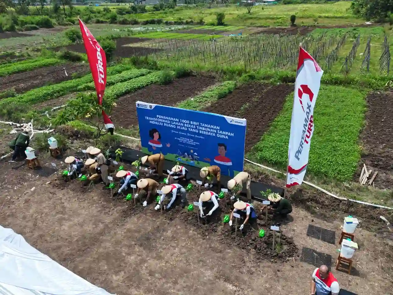 Program DEB Pertamina hadirkan inovasi irigasi pintar berbasis energi surya di desa ini. Lahan kering kembali produktif, pendapatan petani naik siginifikan. Foto: dok. Pertamina