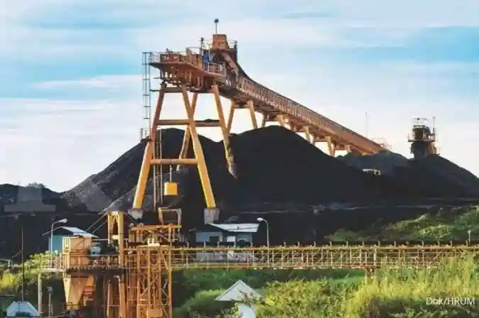 Aktivitas tambang batu bara PT Harum Energy Tbk. Foto: Dok HRUM.