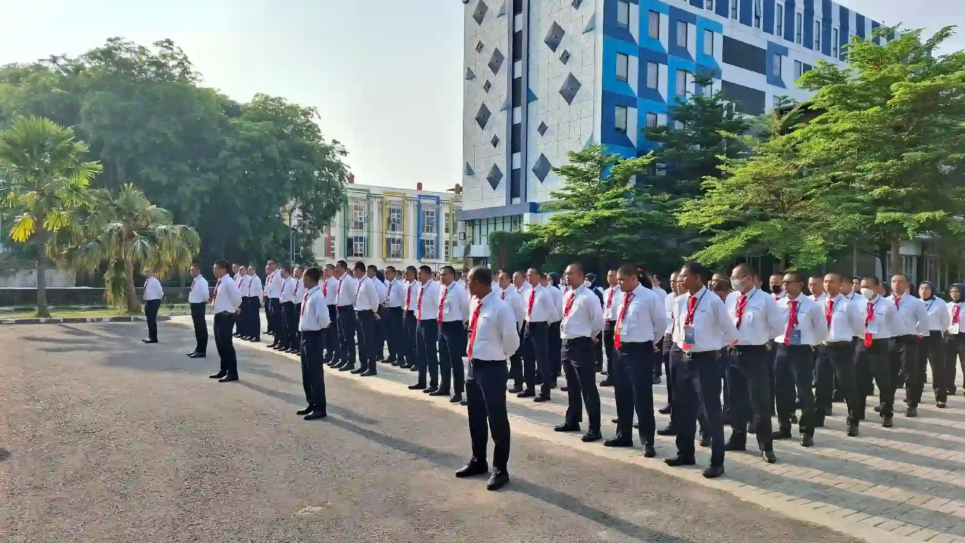 Pertamina buka lebih dari 5.000 peluang kerja dan magang untuk generasi muda di Sumpah Pemuda 2025. Foto: dok. Pertamina