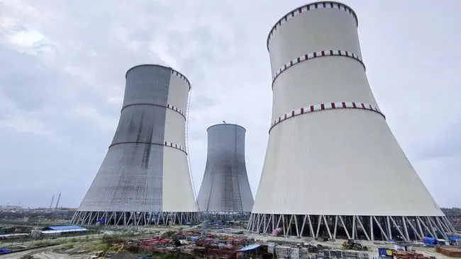 Indonesia menargetkan pengoperasian PLTN pertama pada 2032, dengan kapasitas total 44 gigawatt (GW) pada 2060