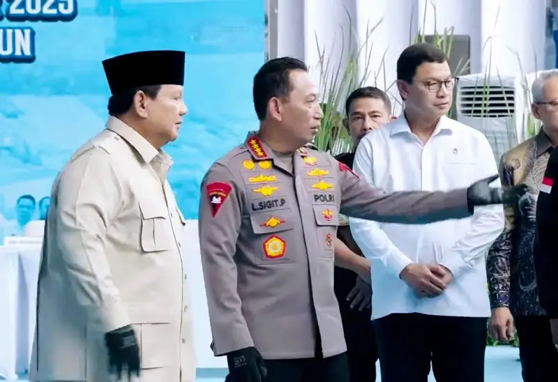 Presiden Prabowo saat memimpin pemusnahan barang bukti narkoba bersama Polri dan BPOM. Foto: dok BPOM. 