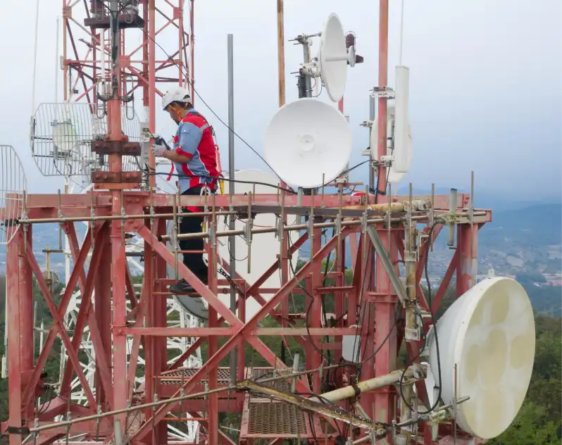 Salah satu proyek PT Dayamitra Telekomunikasi Tbk. Foto: Dok MTEL.