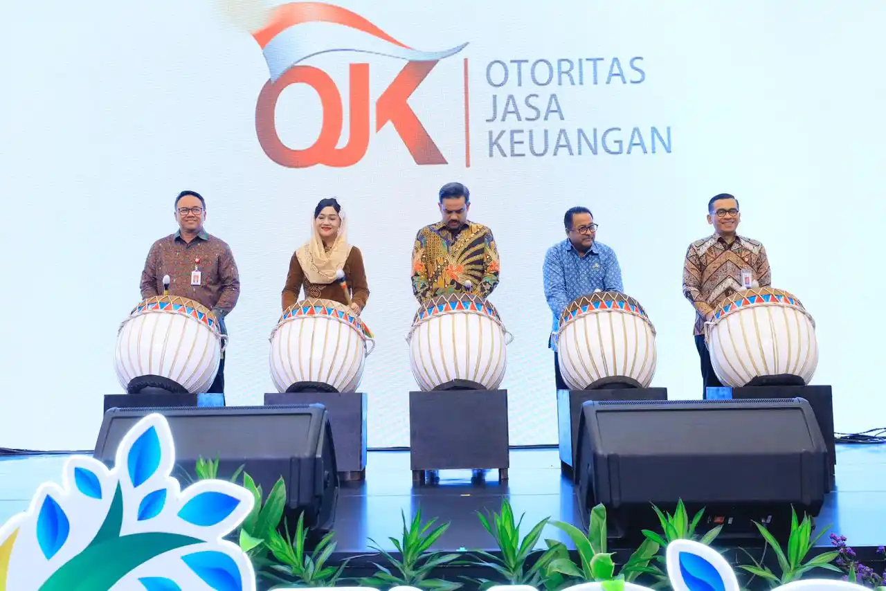 Keuangan Syariah untuk Semua, Kesejahteraan untuk Bangsa”, menegaskan misi memperkuat literasi, inklusi, dan ekosistem keuangan syariah nasional