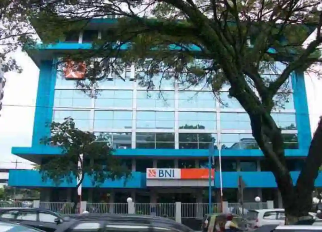 Terdampak banjir, BNI pastikan layanan perbankan di Sumut dan Sumbar sudah kembali beroperasi normal. Foto: BNI Sumut 