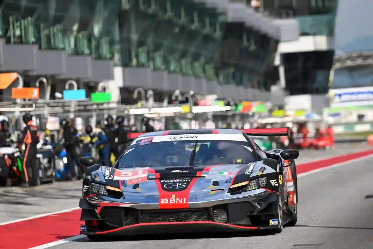 BNI dorong langkah Sean Gelael bersaing di ajang di Asian Le Mans Series 2025-2026. Foto: dok. BNI