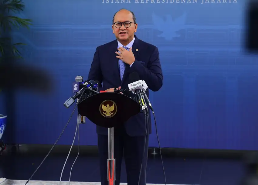 Menteri Investasi dan Hilirisasi/Kepala BKPM Rosan Roeslani memberikan keterangan pers di Kompleks Istana Kepresidenan Jakarta. Foto: Dok BPMI Setpres