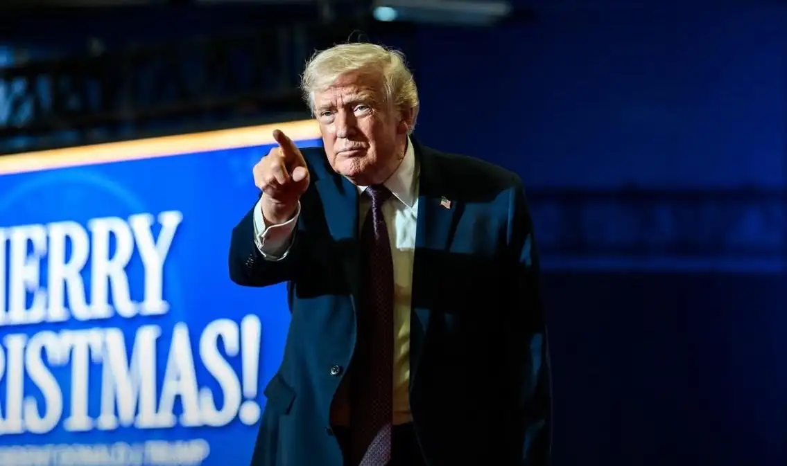 Trump mengklaim hingga 50 juta barel minyak Venezuela akan mengalir ke AS usai penangkapan Maduro, memicu sorotan geopolitik dan energi global. Foto: IG @realdonaldtrump