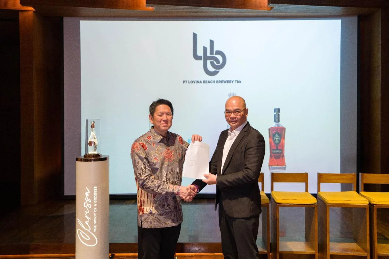 Penandatanganan nota kesepahamandengan Lester Boey dari Evergrowth Investment Pte Ltd sebagai mitra strategis luar negeri untuk mendukung ekspansipasar internasional. Doc.STRK