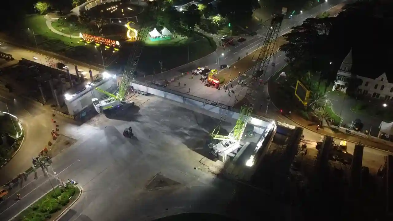 Pengerjaan proyek flyover Kota Deltamas oleh ASLI. Foto: Dok Asri Karya Lestari.