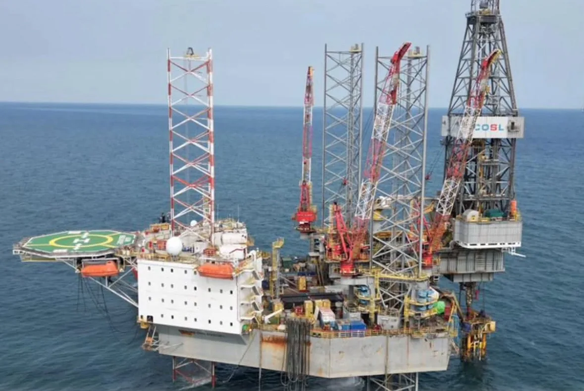 Harga minyak dunia naik didorong gangguan pasokan Kazakhstan dan tensi geopolitik. Namun risiko kelebihan pasokan masih membayangi pasar energi. Foto: Dok. Pertamina Hulu Mahakam.
