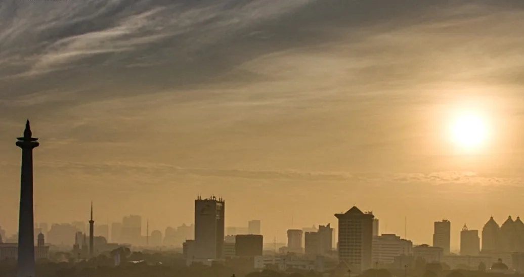 IEA memprediksi kapasitas energi terbarukan dunia melonjak dua kali lipat hingga 2030, dipimpin surya dan didorong negara berkembang. Foto: IG @pt_iif