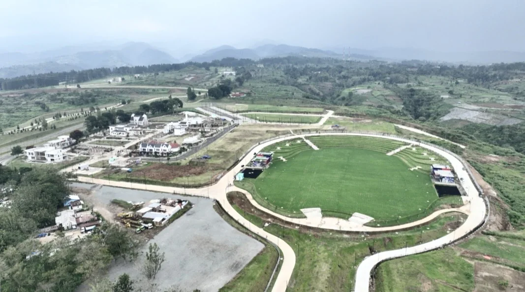Tampak udara Kawasan Ekonomi Khusus (KEK) Lido di Kabupaten Bogor, Jawa Barat, dengan Lido Music & Art Center (LMAC) sebagai salah satu fasilitas utama yang digunakan untuk penyelenggaraan Pesta Retail 2026. Foto: Dok. Dewan Nasional KEK