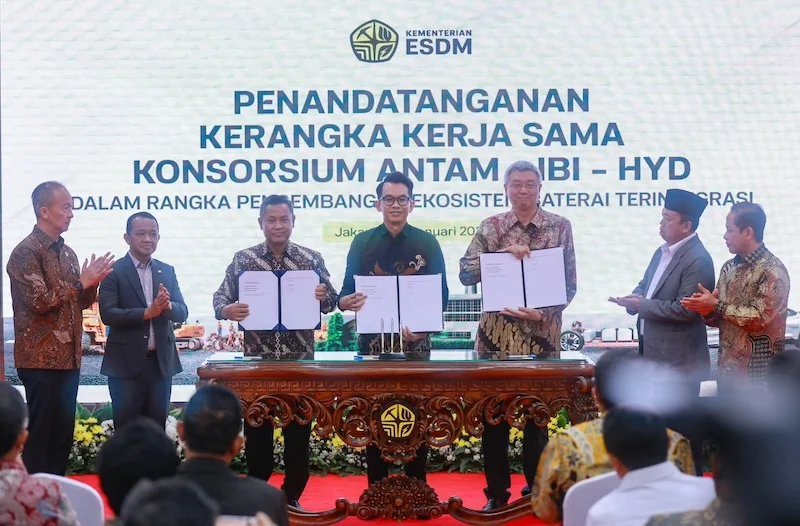 PLN dan IBC gandeng Antam hingga HYD untuk proyek baterai senilai Rp100,6 triium. Berikut manfaat proyek tersebut. Foto: dok. PLN