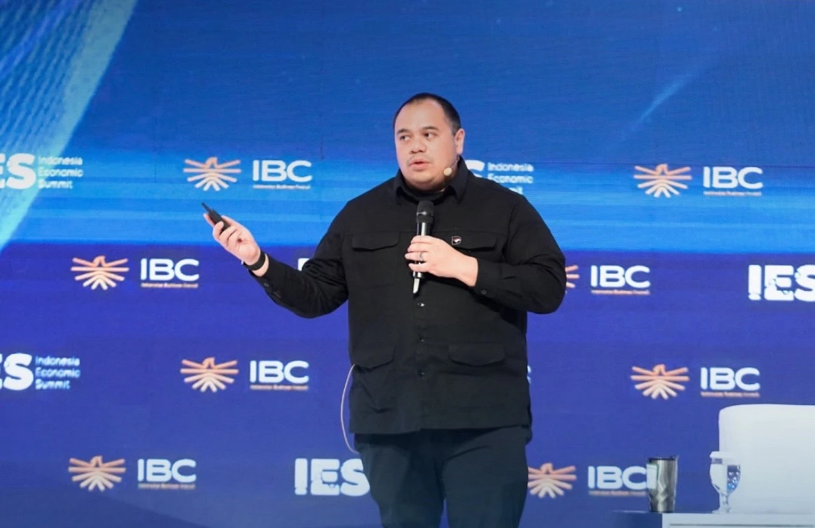 Danantara memperluas strategi investasi ke emiten swasta berfundamental kuat dan aktif di pasar modal, tak hanya terfokus pada saham BUMN. Foto: IG @pandisjahrir.