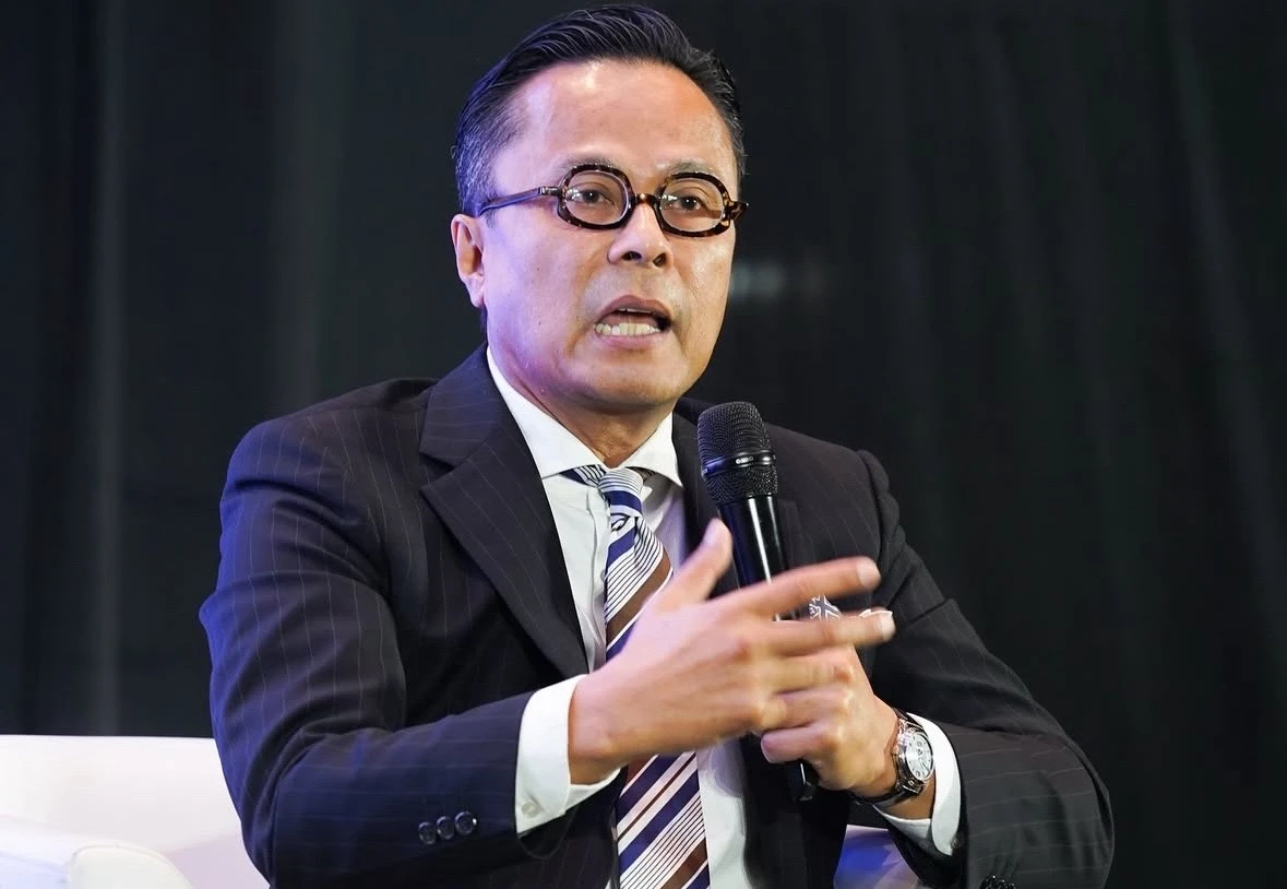 COO Danantara Dony Oskaria mengatakan institusinya meninjau ulang model bisnis Pertamina untuk fokus pada migas, melakukan spin-off non-migas, konsolidasi anak usaha, dan efisiensi entitas BUMN. Foto: Dok. Danantara Indonesia.