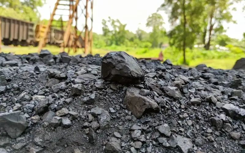 Kontrak baru SGER senilai Rp1,2 triliun mendongkrak harga saham hingga lebih dari dua persen. Foto: Dok Sumber Global Energy.