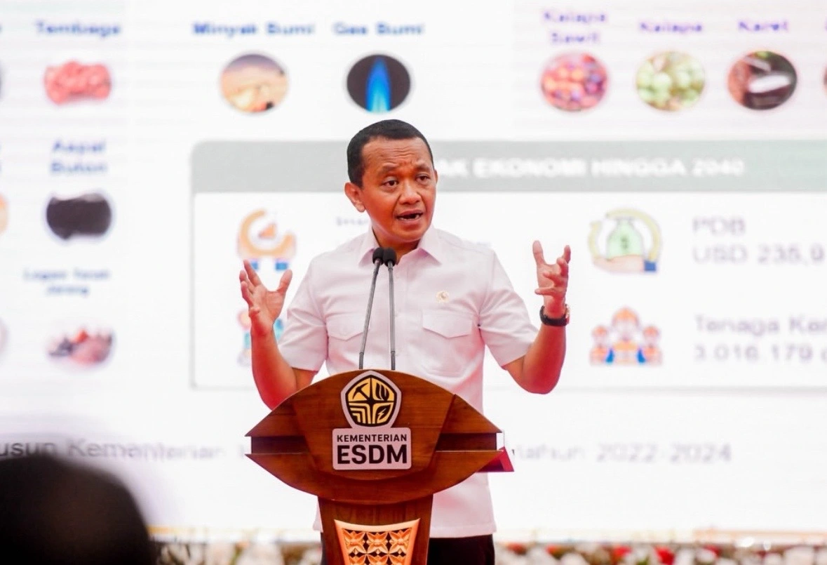 Bahlil ungkap impor bensin RI masih 61 persen. Pemerintah dorong bioetanol E10 untuk tekan ketergantungan dan perkuat ketahanan energi nasional. Foto: IG @melangkahdaritimur.id