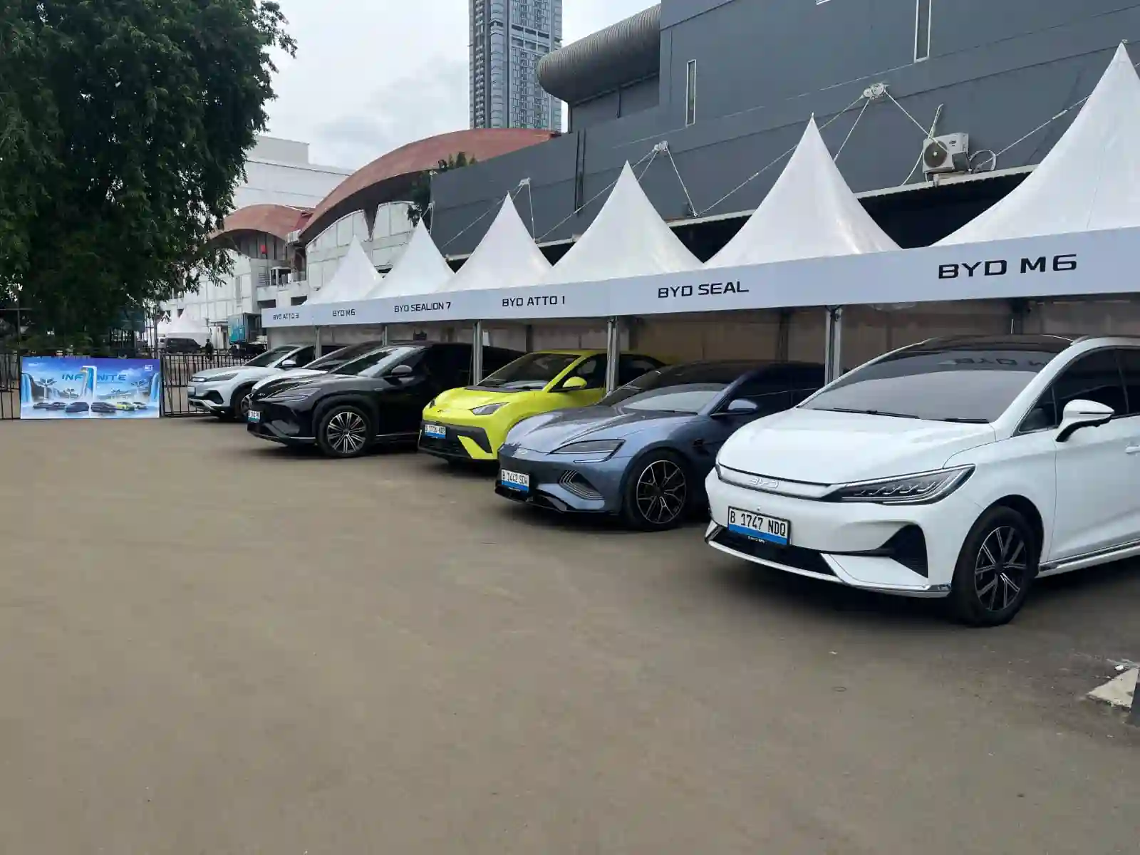 Mobil listrik BYD selama IIMS 2026 dicoba lebih dari 1.300 test drive. Pertanda minat masyarakat terhadap EV? Foto: dok. BYD Motor Indonesia