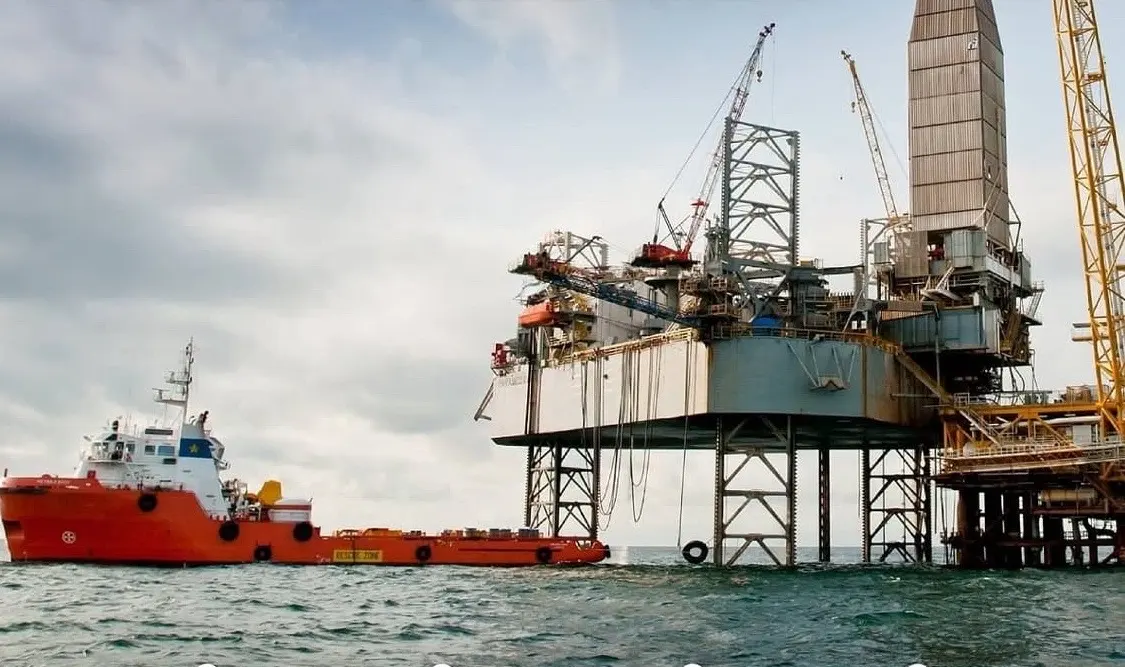 Proyek LNG Abadi Masela senilai USD21 miliar kembali dipercepat. Tender EPC ditargetkan mulai pertengahan 2026 di tengah dorongan peningkatan lifting gas nasional. Foto: IG @skkmigasofficial