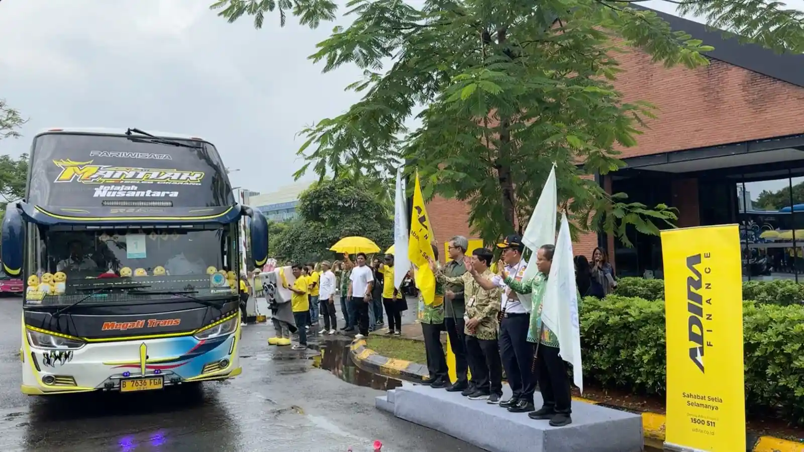 Adira Finance gelar program mudik gratis KURMA 2026. Catat tujuan dan kuotanya. Foto: dok. Adira Finance