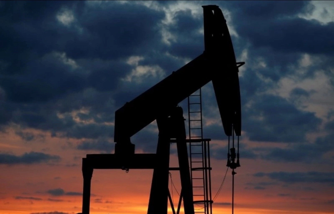 Harga minyak WTI naik di atas USD90 per barel setelah konflik Iran menekan pasokan global meski negara besar melepas cadangan minyak darurat. Foto: Dok. Victory International Futures