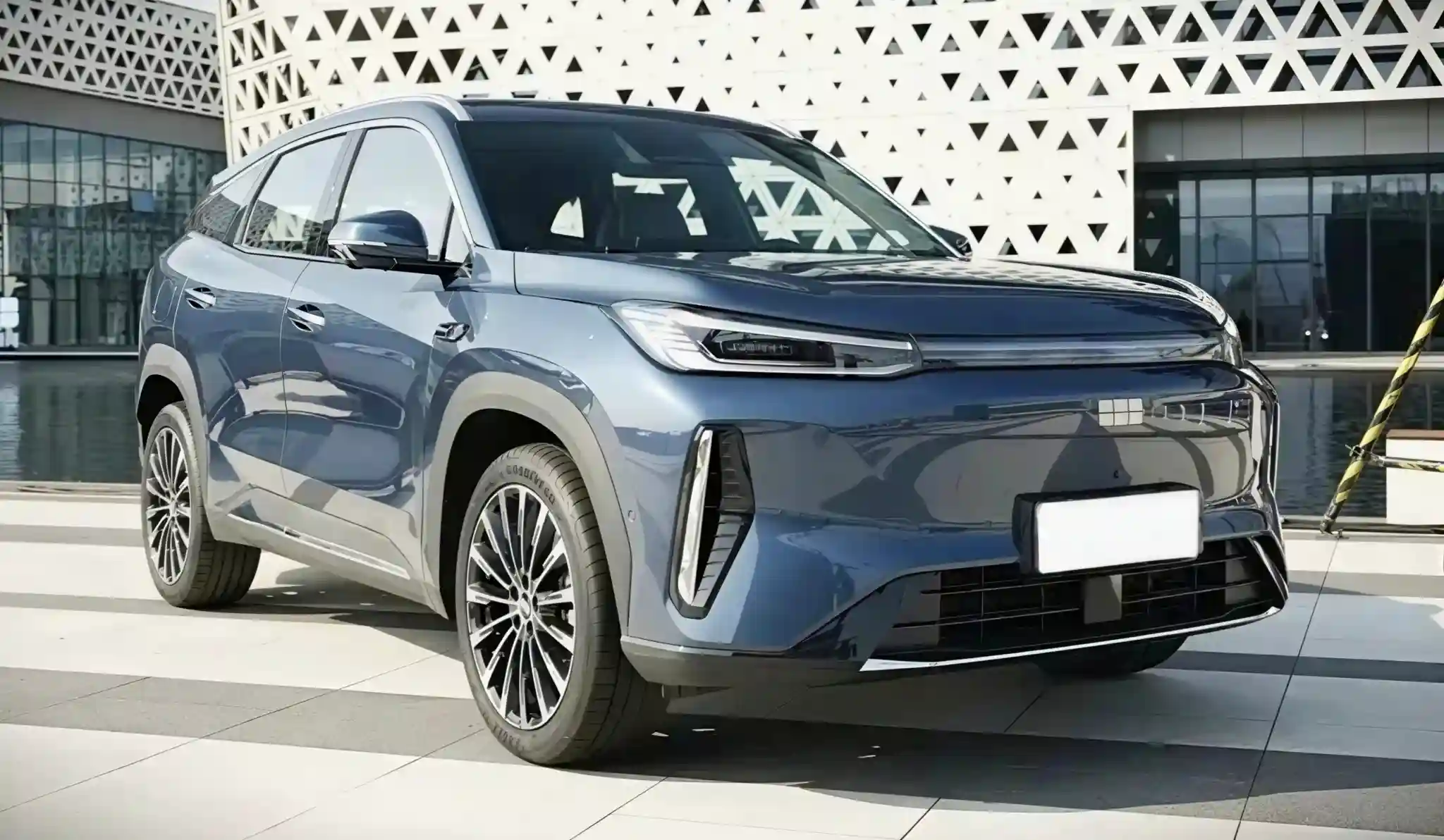 Galaxy M7 menggunakan sistem hybrid plug-in 1,5 liter yang menggabungkan mesin naturally aspirated berdaya 82 kW dengan motor listrik. Foto: dok Carnewschina.