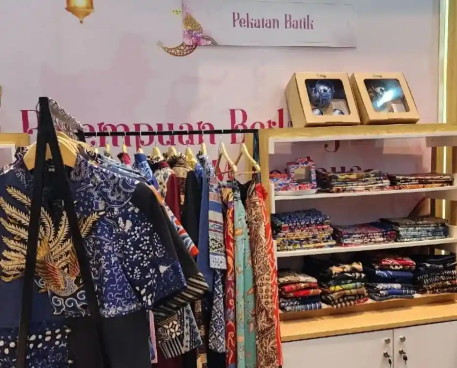 Kisah Pekatan Batik, UMKM Depok yang tembus pasar internasional setelah mendapat pembinaan dari Rumah BUMN BRI. Foto: dok. BRI