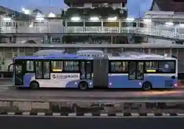 Tidak hanya tempat wisata, Pemprov Jakarta juga memberikan akses angkutan gratis, termasuk TransJakarta. (Foto: Wikimedia Commons)