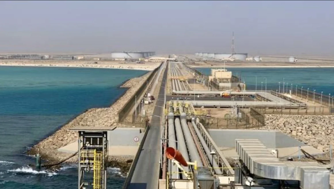 Fasilitas terminal minyak di pelabuhan Yanbu, Arab Saudi, yang menjadi jalur alternatif distribusi minyak saat Selat Hormuz terganggu. Foto: Dok. Aramco