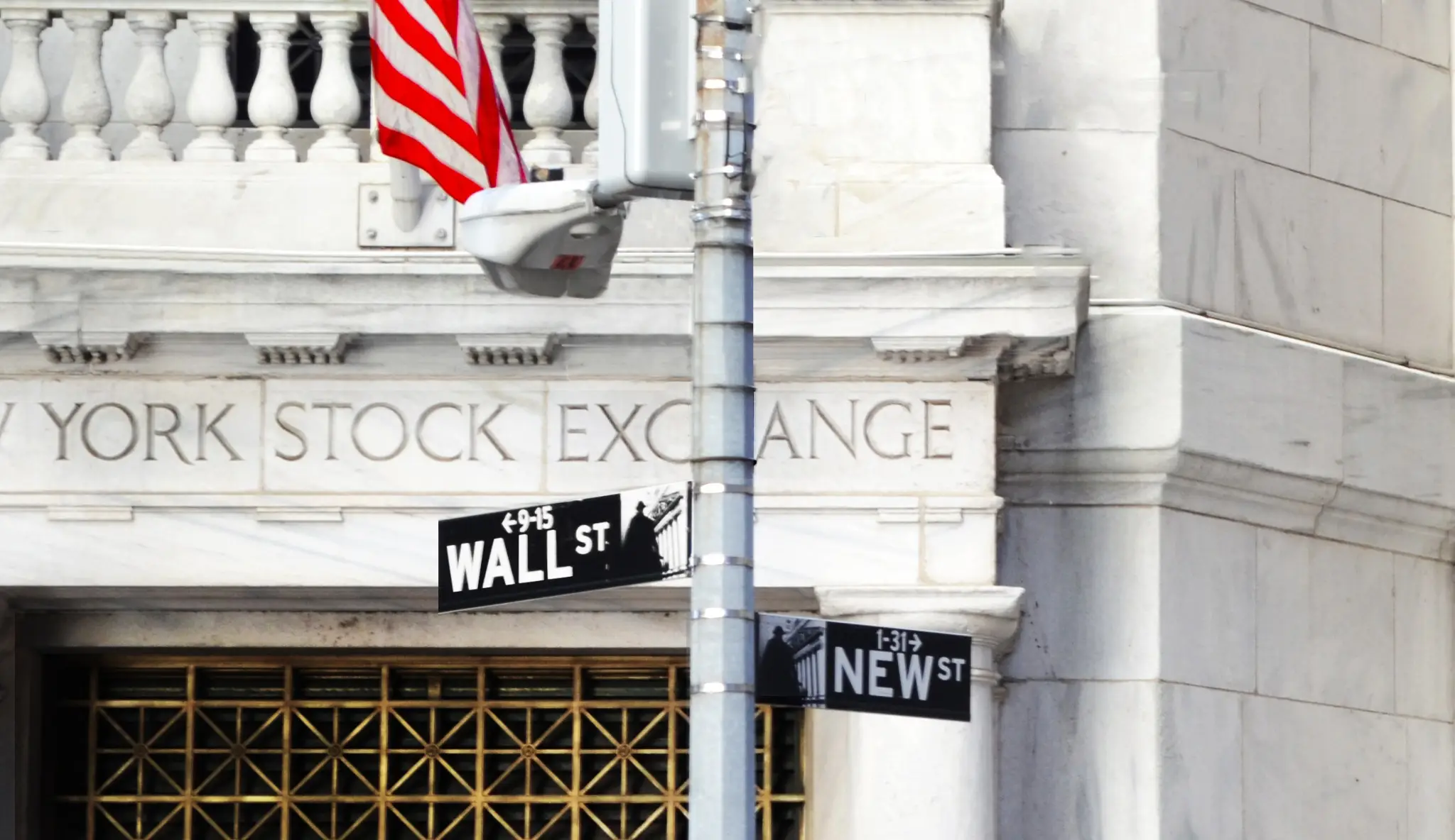 Harapan damai Iran dorong Wall Street menguat dan harga minyak turun, namun pasar global masih fluktuatif akibat ketidakpastian konflik. Foto: The Wall Street Experience