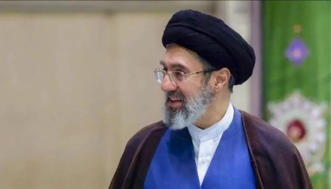 Iran menolak proposal damai AS dan jadikan Hormuz alat tawar, berisiko ganggu pasokan minyak global dan picu lonjakan harga energi. Foto: Dok. Tasnim News Agency