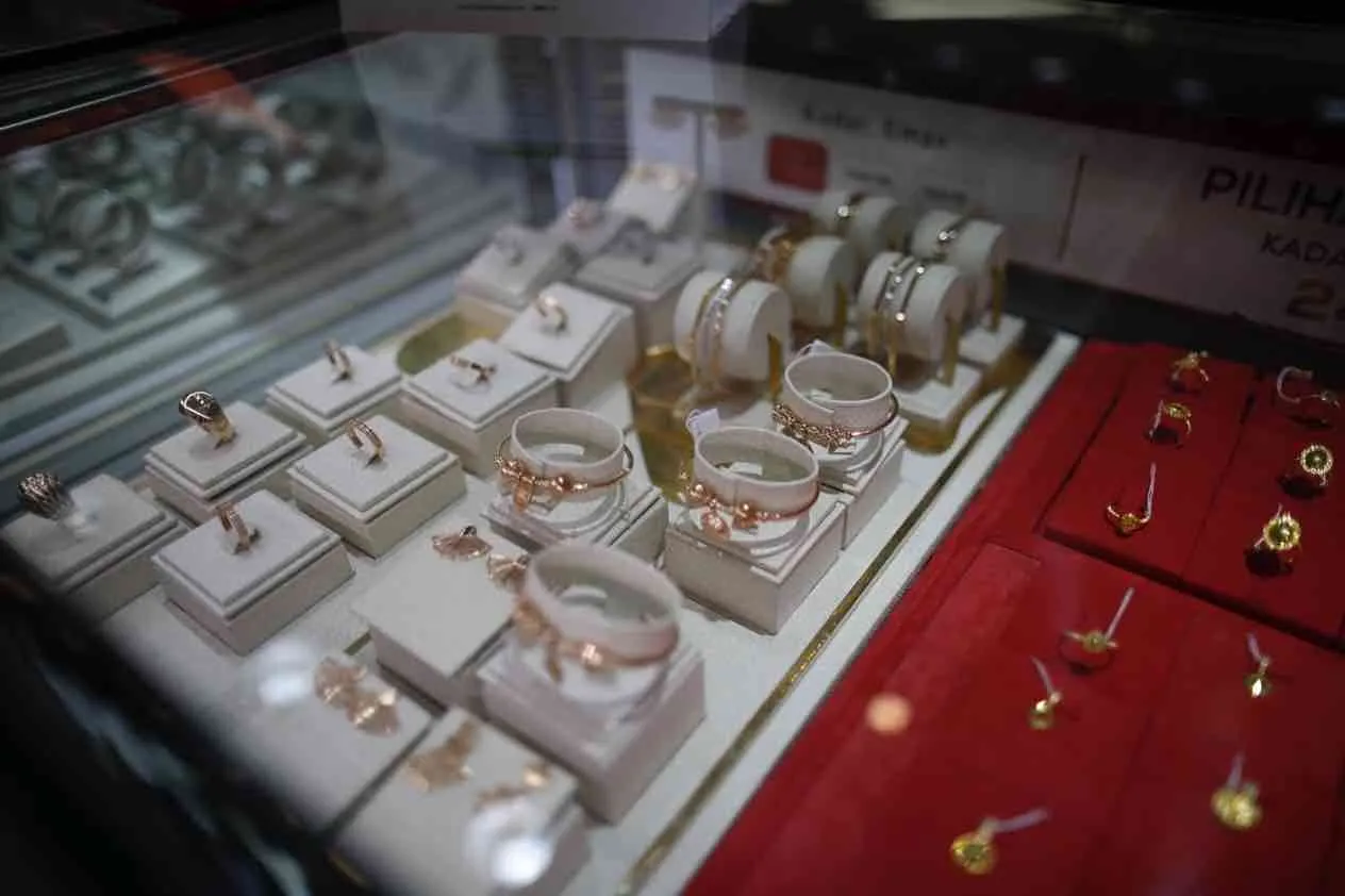 Harga emas dunia tercatat mengalami kenaikan hingga lebih dari dua persen, namun logam mulia Antam justru terus dijual murah. (Foto: dok KabarBursa)