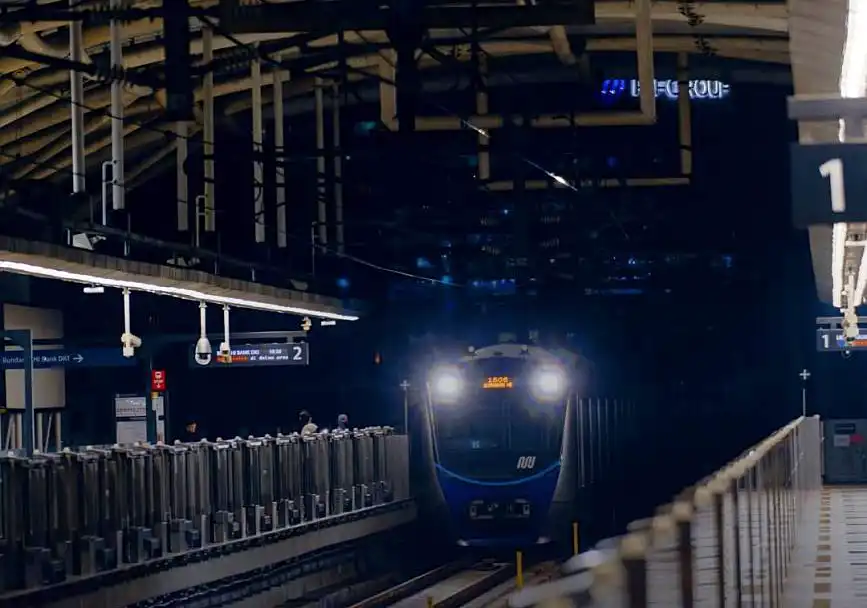 PT MRT Jakarta (Perseroda) melakukan perubahan susunan Dewan Komisaris sebagai bagian dari strategi memperkuat tata kelola perusahaan. (Foto: Dok. MRT Jakarta)