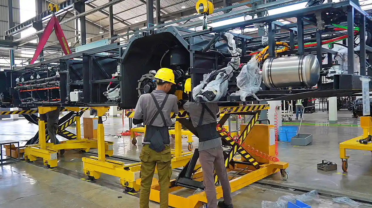Proyek kendaraan listrik. (Foto: Dok. VKTR)