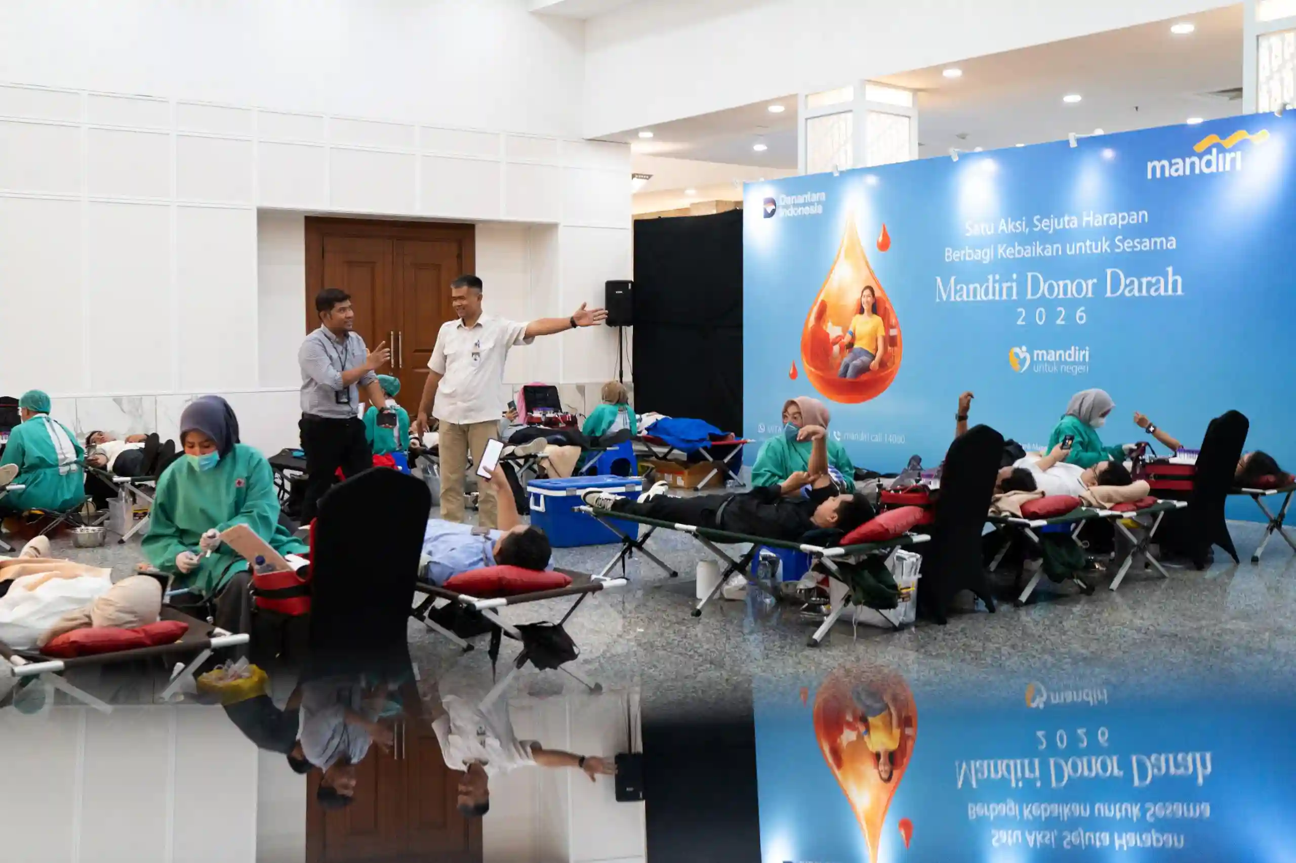 Bank Mandiri gelar donor darah massal di lebih dari 10 kota dan kabupaten, targetkan 2.800 pendonor. Foto: dok. Bank Mandiri