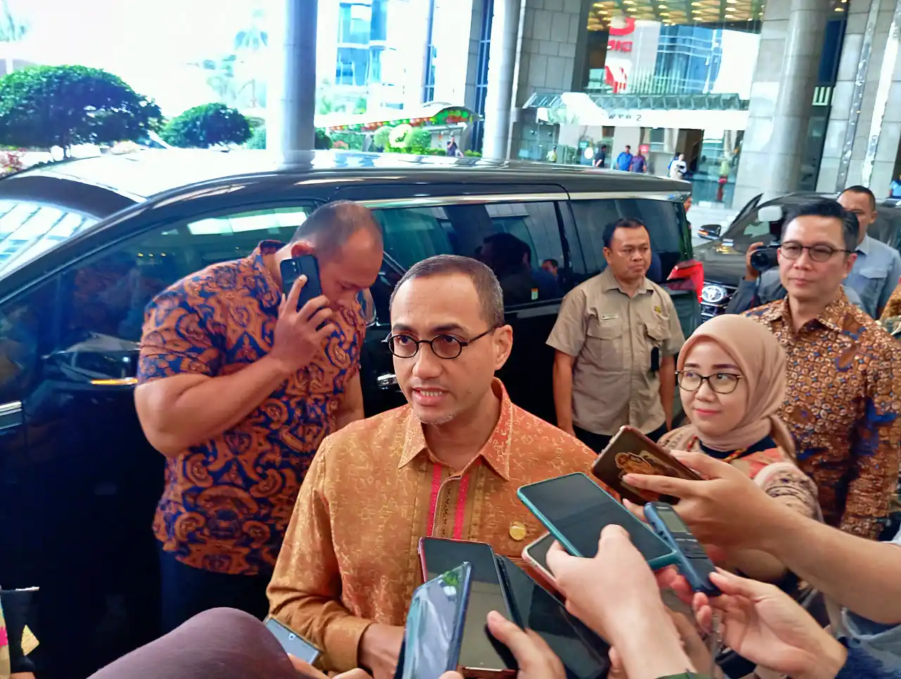 Otoritas Jasa Keuangan (OJK) merilis dua roadmap pasar keuangan periode 2026–2030. Dokumen ini mencakup pengembangan pasar derivatif dan pasar modal berkelanjutan. (Foto: Dok. Kabarbursa.com)