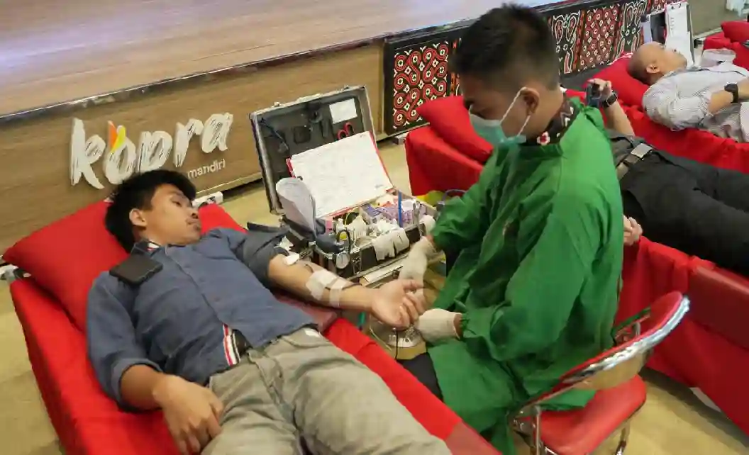 Bank Mandiri gelar donor darah massal, libatkan 2.800 pendonor di lebih dari 10 kota dan kabupaten. Foto: dok. Bank Mandiri