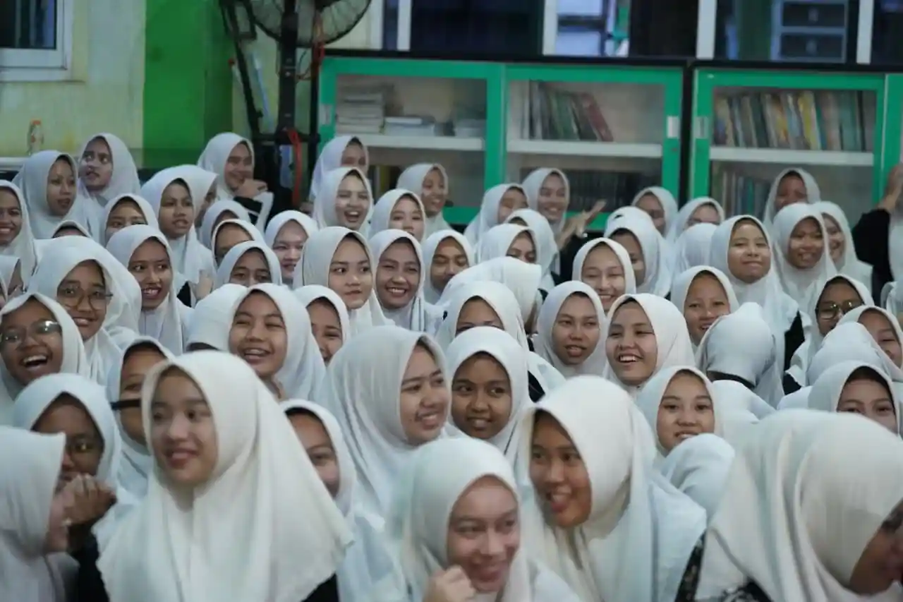 Ilustrasi Kementerian Agama dorong peran pesantren dalam penguatan ekonomi regional berdaya saing global di Forum Ekonomi Regional Sumatra 2026. Foto: Kemenag Sulsel