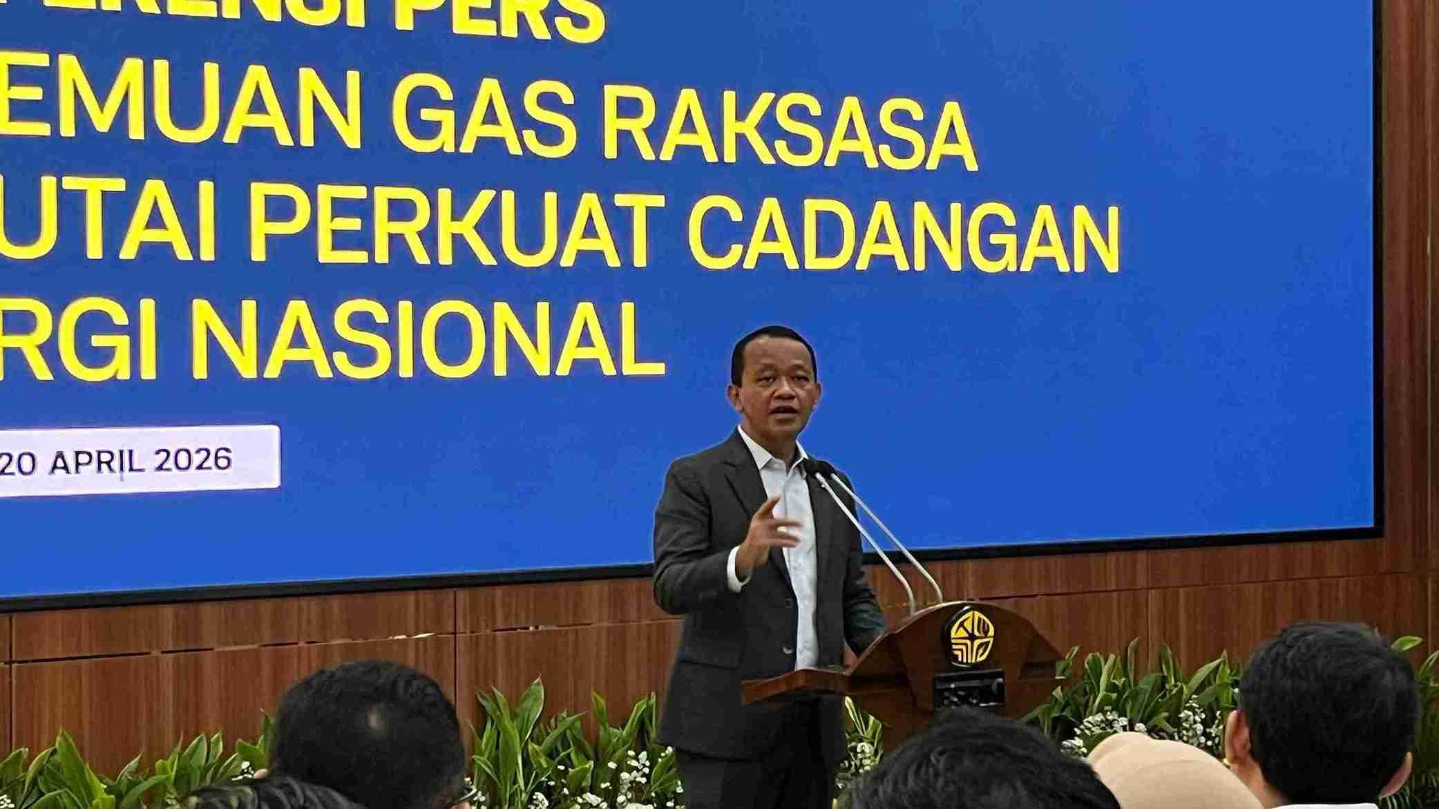Menteri ESDM Bahlil Lahadalia  dalam konferensi pers di Jakarta (Foto: Gusti Ridani/Kabarbusa.com)