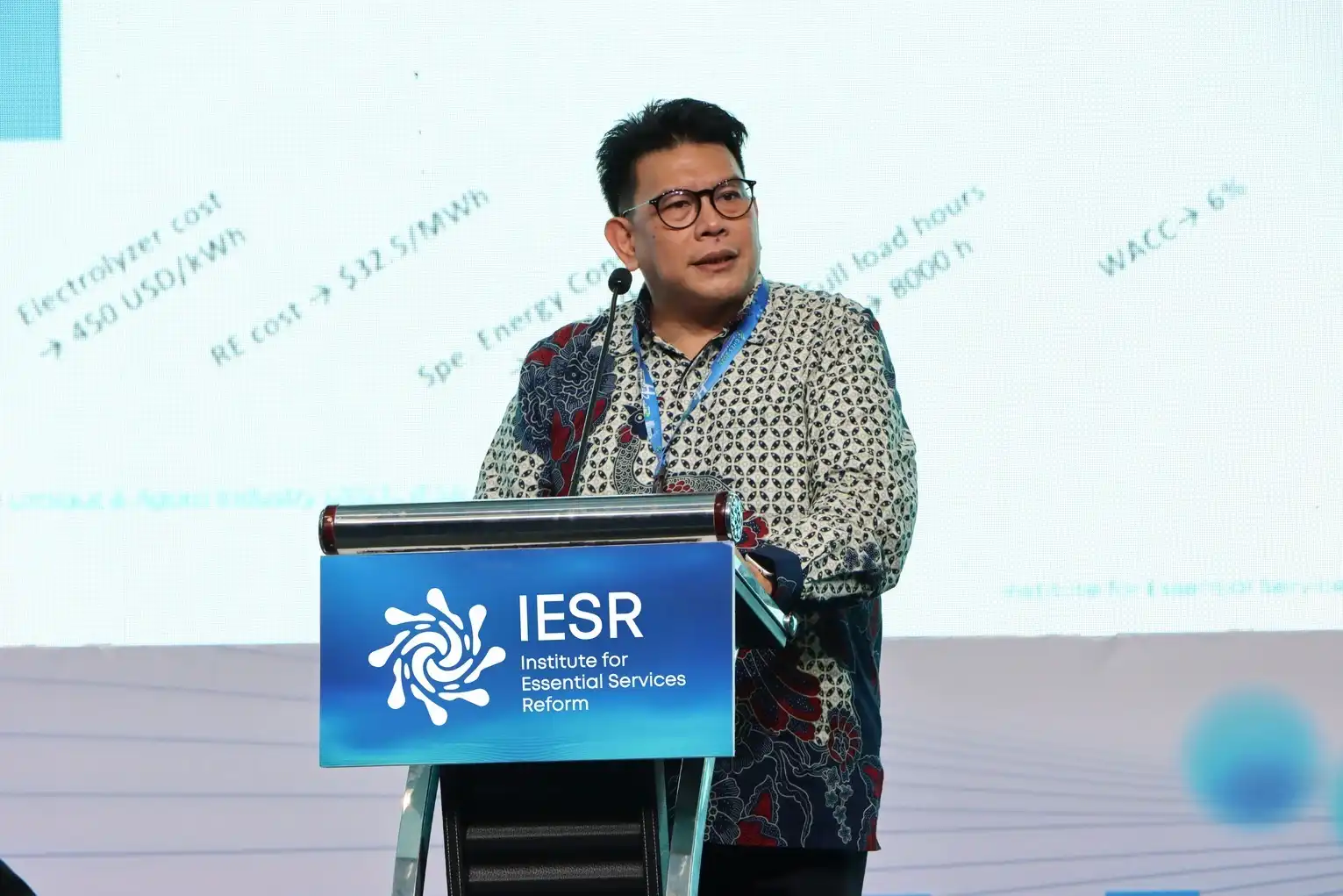 IESR soroti pajak mobil listrik di Permendagri 11/2026 yang dinilai bisa hambat target energi, investasi, dan adopsi kendaraan listrik RI. Foto: Dok. IESR