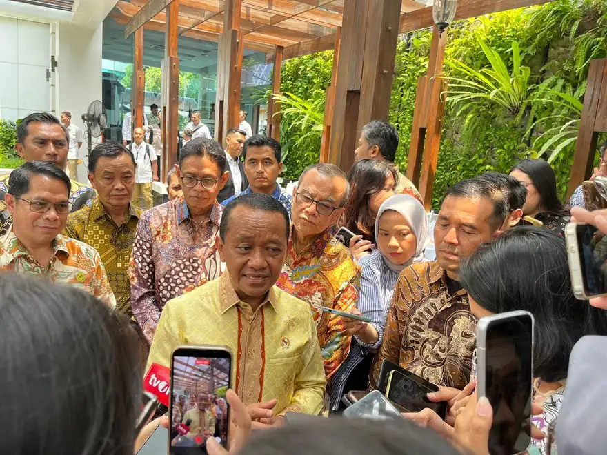 Menteri Energi dan Sumber Daya Mineral (ESDM), Bahlil Lahadalia, menekankan pentingnya hilirisasi sebagai kunci agar nilai tambah