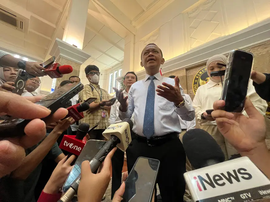 Bahlil Kaji Ulang Skema Kontrak Tambang, Bakal Tiru Skema Migas. Foto: Gusti/KabarBursa.com